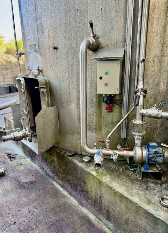 Sonstige Obsttechnik & Weinbautechnik Türe ait Sonstige | Cuve inox - Fond cuillère sur jupe - 700 HL, Gebrauchtmaschine içinde Monteux (resim 10)